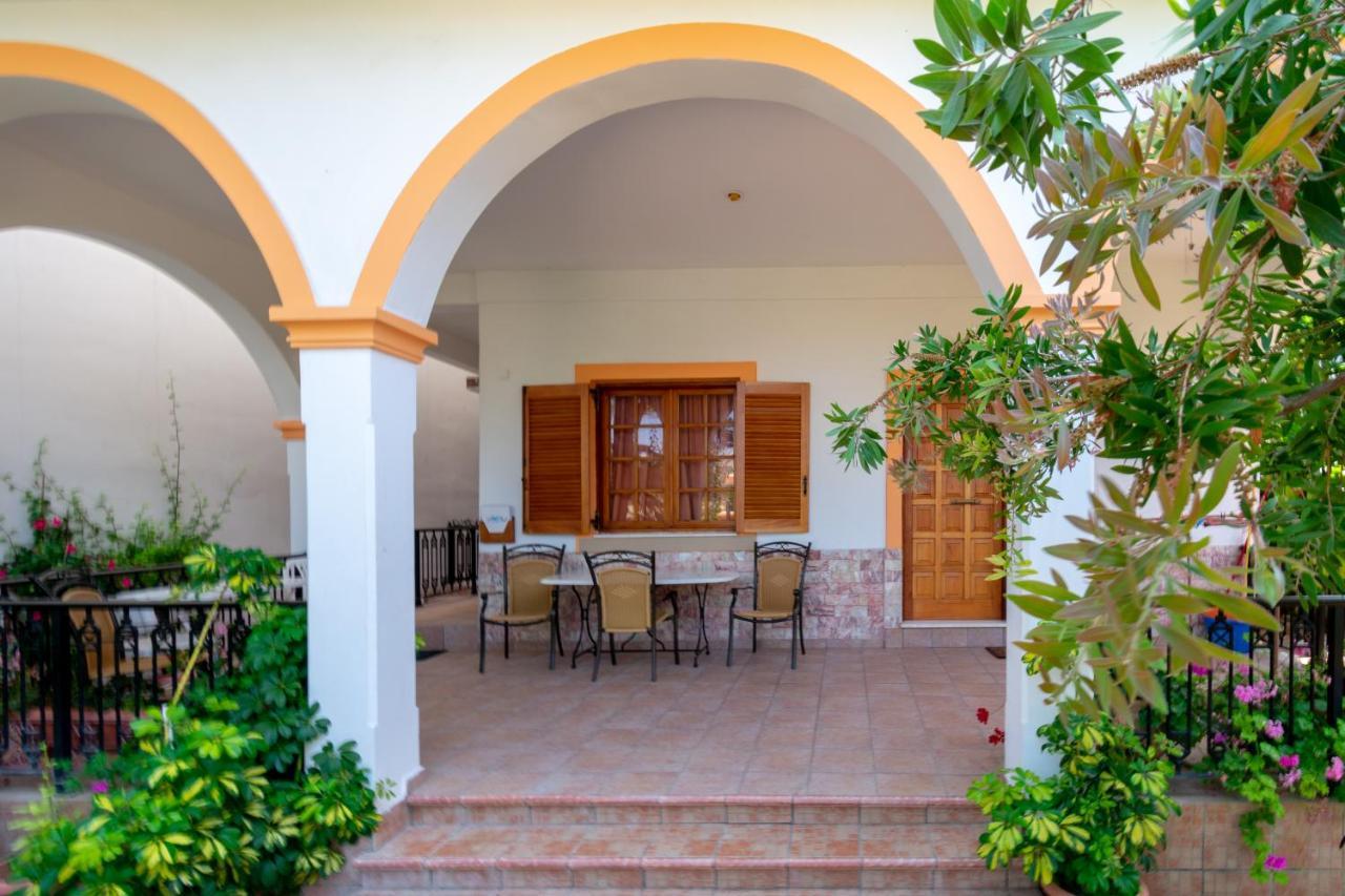 Villa Sophia Apartments By Corfuescapes Agios Gordios  Exterior photo